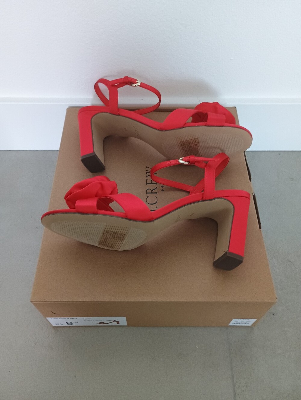 J. Crew Satin Rosette Heels Size 8.5 US Cardinal Red NWT - Picture 5 of 10